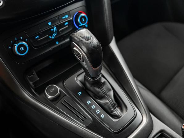 Ford Focus III Рестайлинг с пробегом 2018 года, цена 980 000 рублей, 112331 км, универсал, Автокод Объявления