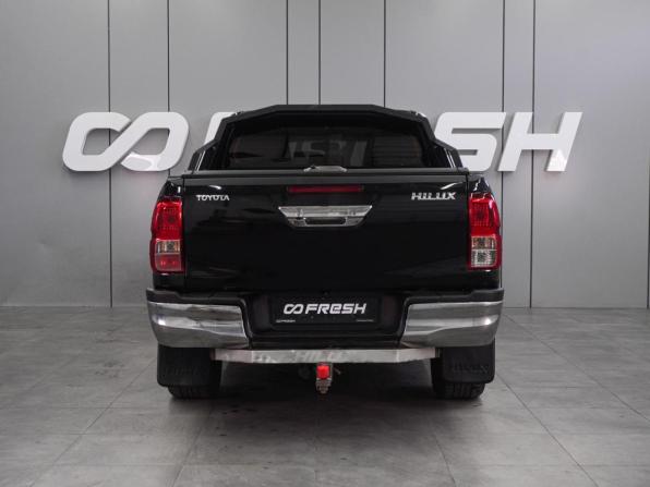 Toyota Hilux VIII с пробегом 2017 года, цена 3 399 000 рублей, 187501 км, offers.body_type.unknown, Автокод Объявления