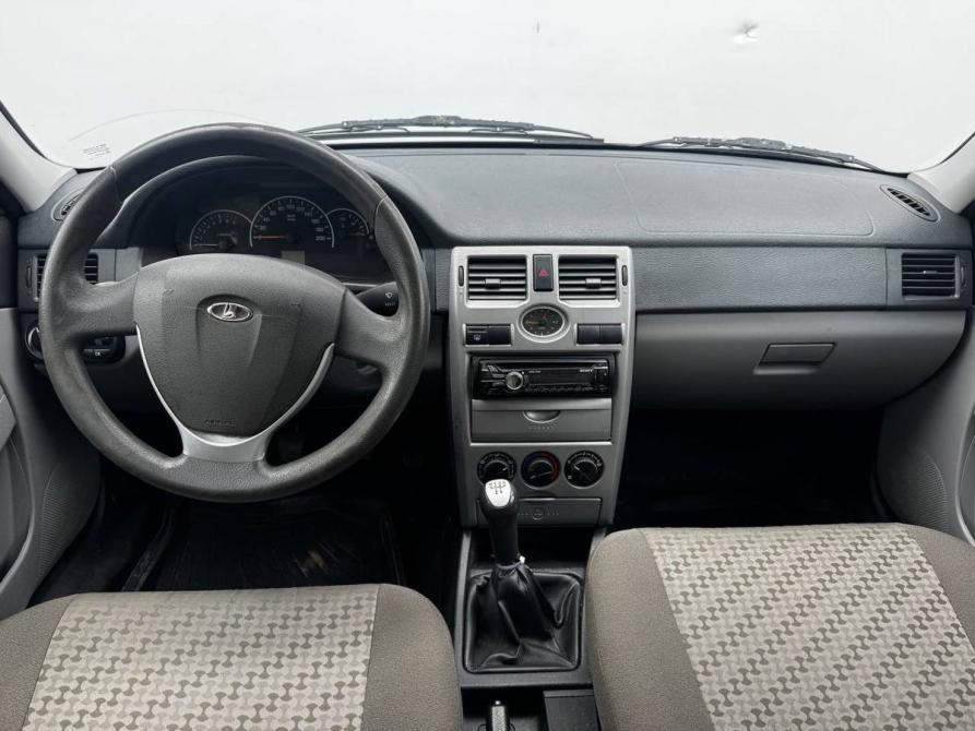 Lada (ВАЗ) Priora I Москва  - изображение 9