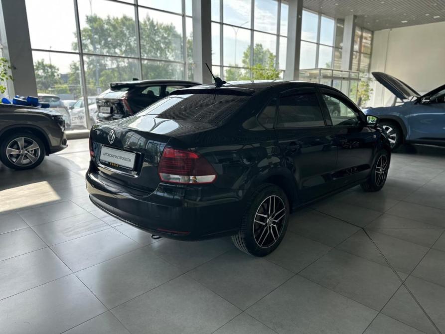 Volkswagen Polo V Рестайлинг Новосибирск  - изображение 5