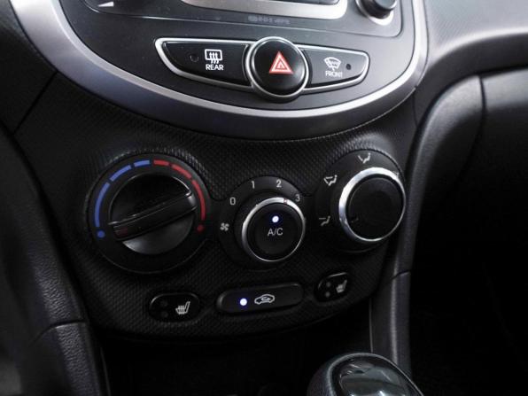 Hyundai Solaris I Рестайлинг с пробегом 2015 года, цена 1 099 000 рублей, 154819 км, седан, Автокод Объявления