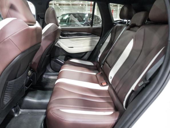 Geely Monjaro I с пробегом 2022 года, цена 3 049 000 рублей, 31300 км, внедорожник, Автокод Объявления