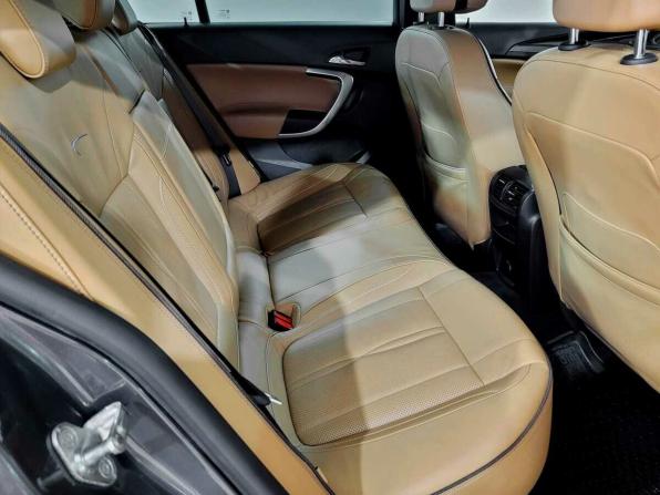 Opel Insignia I Рестайлинг с пробегом 2014 года, цена 1 520 000 рублей, 95146 км, хэтчбек, Автокод Объявления