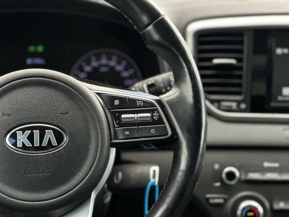 Kia Sportage IV Рестайлинг с пробегом 2018 года, цена 2 069 000 рублей, 132198 км, внедорожник, Автокод Объявления