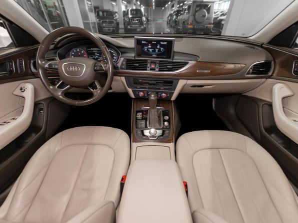 Audi A6 IV (C7) Рестайлинг с пробегом 2015 года, цена 2 100 000 рублей, 166843 км, седан, Автокод Объявления