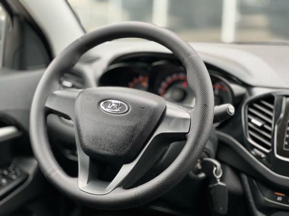 Lada (ВАЗ) Vesta I с пробегом 2021 года, цена 1 089 000 рублей, 73000 км, седан, Автокод Объявления