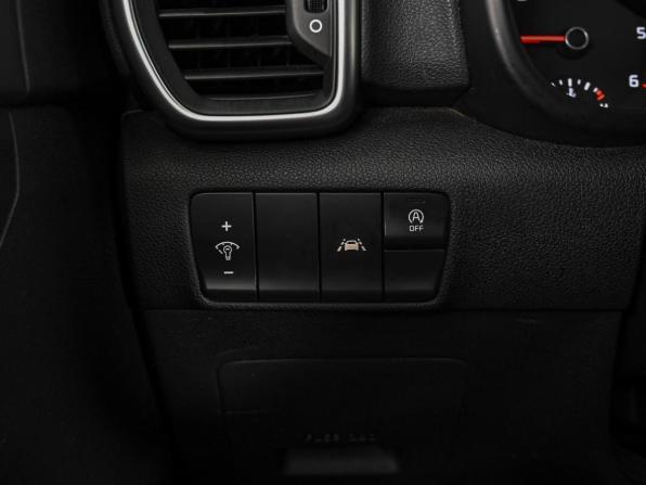 Kia Sportage IV Рестайлинг с пробегом 2018 года, цена 2 340 000 рублей, 102045 км, внедорожник, Автокод Объявления