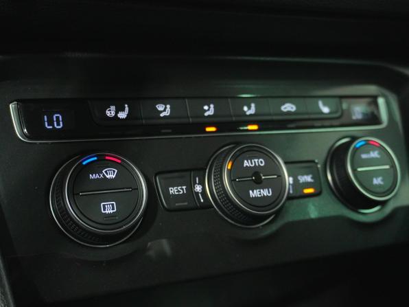 Volkswagen Tiguan II с пробегом 2018 года, цена 2 658 000 рублей, 80129 км, внедорожник, Автокод Объявления