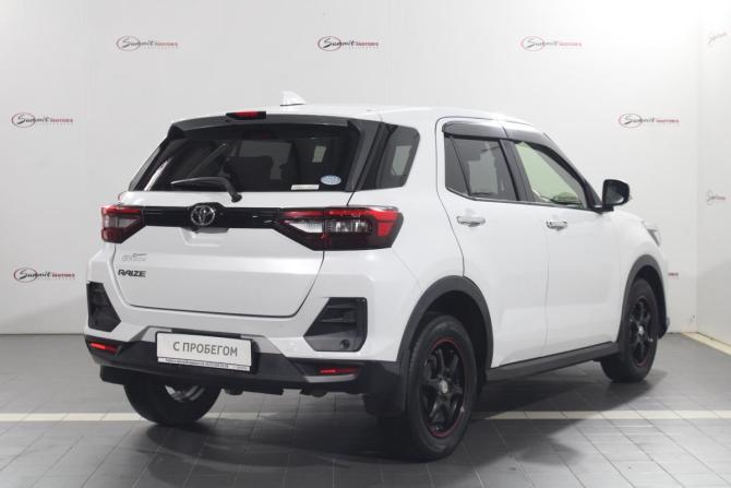 Toyota Raize I с пробегом 2020 года, цена 1 550 000 рублей, 78000 км, внедорожник, Автокод Объявления
