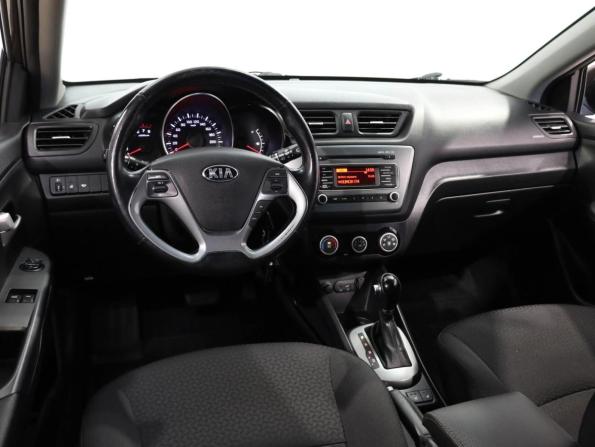Kia Rio III Рестайлинг с пробегом 2016 года, цена 1 259 000 рублей, 107523 км, хэтчбек, Автокод Объявления
