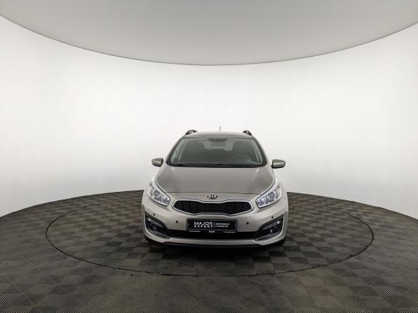 Kia Ceed II Рестайлинг с пробегом 2016 года, цена 1 550 000 рублей, 76045 км, хэтчбек, Автокод Объявления