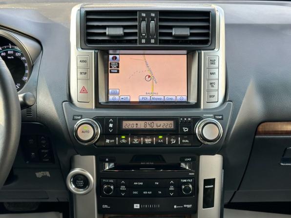 Toyota Land Cruiser Prado 150 Series с пробегом 2012 года, цена 2 950 000 рублей, 249200 км, внедорожник, Автокод Объявления