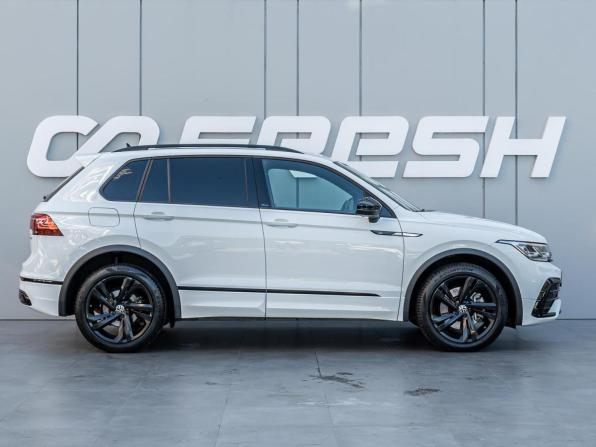 Volkswagen Tiguan II Рестайлинг с пробегом 2021 года, цена 3 590 000 рублей, 113757 км, внедорожник, Автокод Объявления