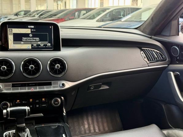 Kia Stinger I с пробегом 2018 года, цена 2 299 000 рублей, 116716 км, лифтбек, Автокод Объявления
