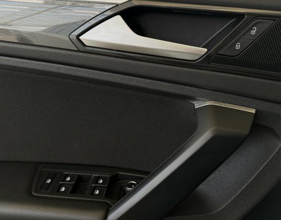 Volkswagen Tiguan II с пробегом 2017 года, цена 1 825 000 рублей, 233561 км, внедорожник, Автокод Объявления