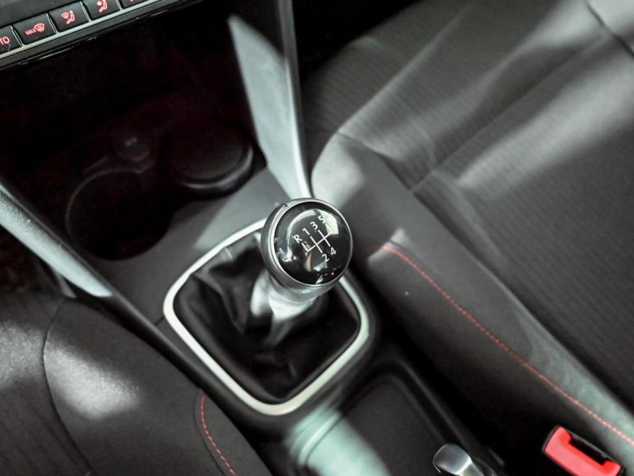 Volkswagen Polo V Рестайлинг Екатеринбург  - изображение 14