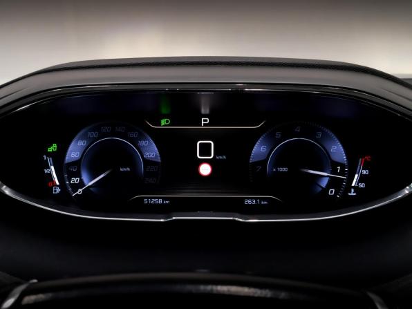 Peugeot 3008 II с пробегом 2018 года, цена 2 100 000 рублей, 50986 км, внедорожник, Автокод Объявления