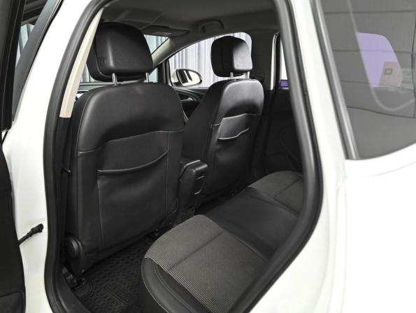 Opel Astra J с пробегом 2012 года, цена 749 000 рублей, 211244 км, хэтчбек, Автокод Объявления
