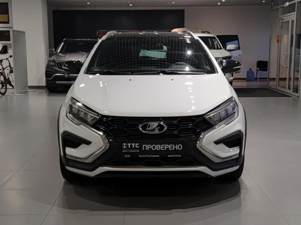 Lada (ВАЗ) Vesta I Рестайлинг (NG) с пробегом 2024 года, цена 1 595 000 рублей, 6833 км, универсал, Автокод Объявления