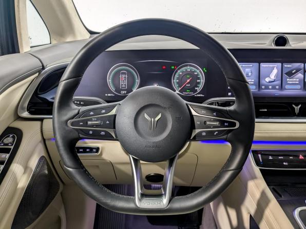Voyah Dream I с пробегом 2025 года, цена 6 300 000 рублей, 34878 км, минивэн, Автокод Объявления
