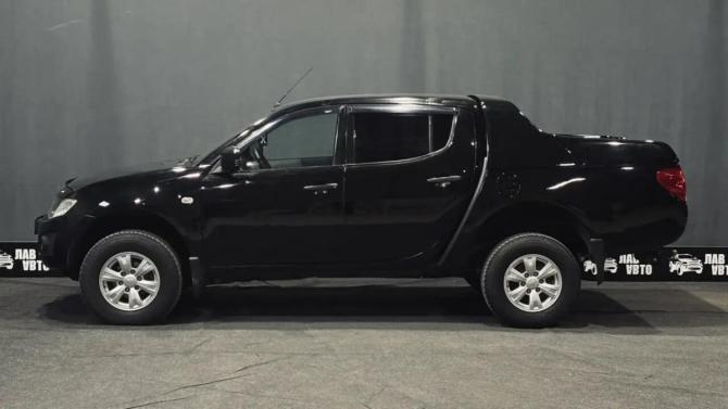 Mitsubishi L200 IV с пробегом 2012 года, цена 1 250 000 рублей, 302538 км, пикап, Автокод Объявления