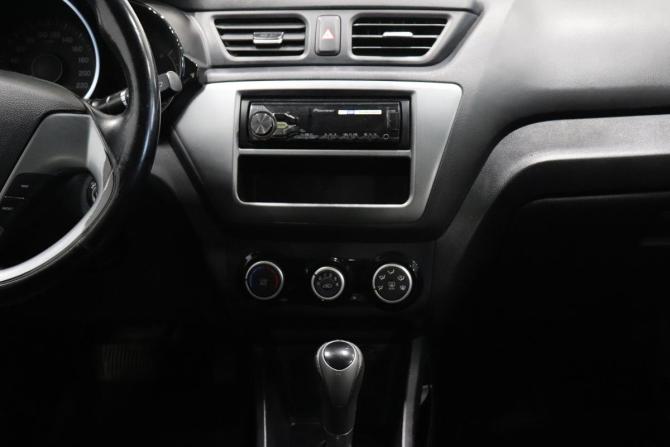 Kia Rio III Рестайлинг с пробегом 2015 года, цена 873 000 рублей, 123280 км, седан, Автокод Объявления