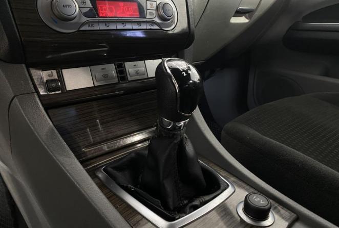 Ford Focus II Рестайлинг с пробегом 2008 года, цена 340 000 рублей, 269231 км, хэтчбек, Автокод Объявления