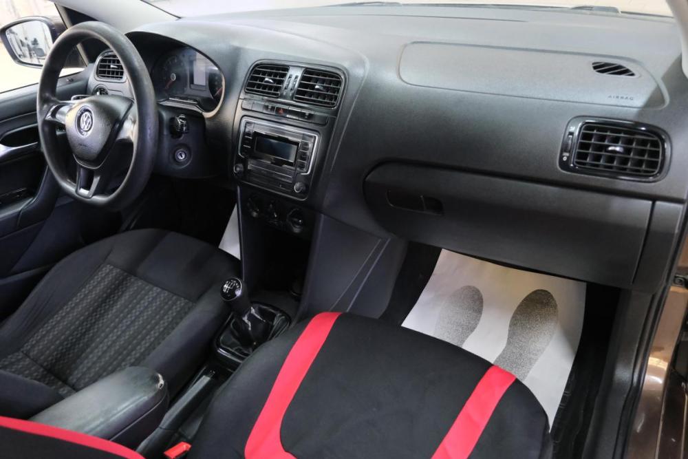 Volkswagen Polo V Рестайлинг Омск  - изображение 20