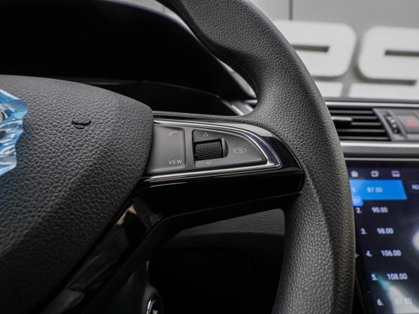 Skoda Superb III Рестайлинг с пробегом 2025 года, цена 3 220 000 рублей, 20 км, лифтбек, Автокод Объявления