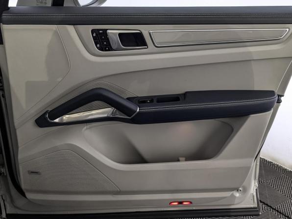 Porsche Cayenne III с пробегом 2021 года, цена 11 350 000 рублей, 57431 км, внедорожник, Автокод Объявления