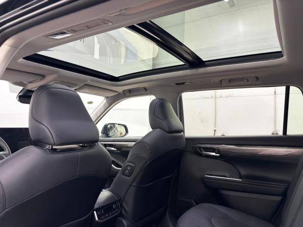 Toyota Highlander IV (XU70) с пробегом 2025 года, цена 5 699 000 рублей, 10 км, внедорожник, Автокод Объявления