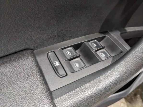 Skoda Octavia III (A7) Рестайлинг с пробегом 2020 года, цена 1 975 000 рублей, 122500 км, лифтбек, Автокод Объявления