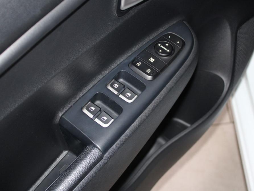 Kia Rio IV Старый Оскол  - изображение 17