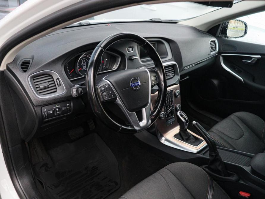 Volvo V40 Cross Country I Москва  - изображение 12