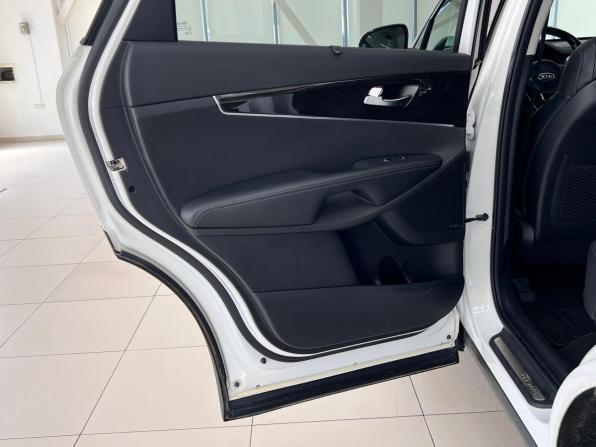 Kia Sorento III Prime с пробегом 2017 года, цена 2 970 000 рублей, 100111 км, внедорожник, Автокод Объявления