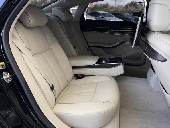 Audi A8 IV (D5) с пробегом 2018 года, цена 3 997 000 рублей, 161898 км, седан, Автокод Объявления
