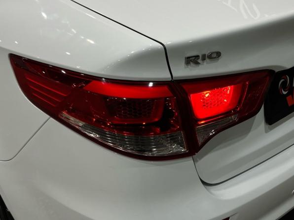 Kia Rio III Рестайлинг с пробегом 2016 года, цена 1 065 000 рублей, 76537 км, седан, Автокод Объявления
