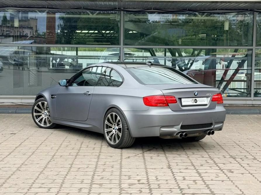 BMW M3 IV (E90) Москва  - изображение 5
