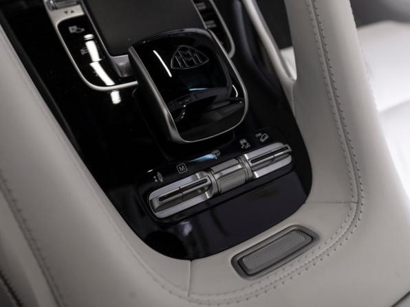 Mercedes-Benz Maybach GLS I с пробегом 2023 года, цена 25 700 000 рублей, 8944 км, внедорожник, Автокод Объявления