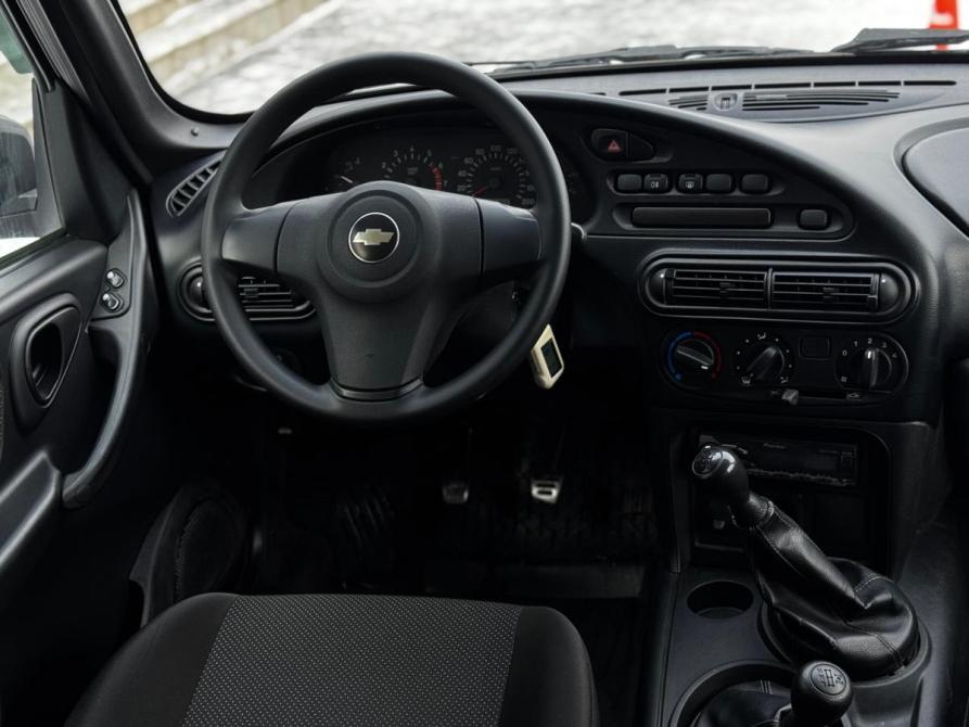 Chevrolet Niva I Рестайлинг Архангельск  - изображение 16