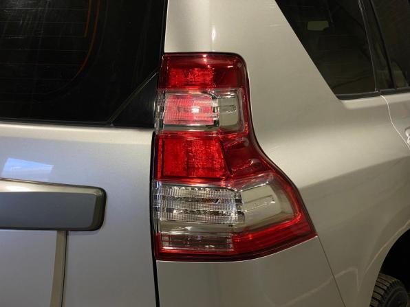 Toyota Land Cruiser Prado 150 Series Рестайлинг 1 с пробегом 2014 года, цена 2 850 000 рублей, 245081 км, внедорожник, Автокод Объявления