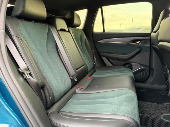 Geely Monjaro I с пробегом 2023 года, цена 3 010 000 рублей, 57548 км, внедорожник, Автокод Объявления