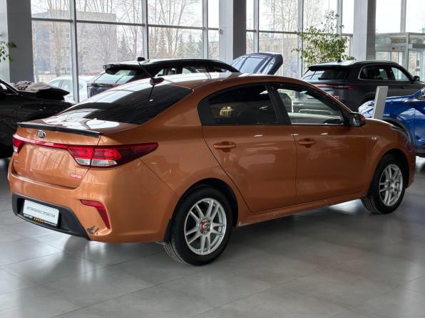 Kia Rio IV с пробегом 2017 года, цена 985 000 рублей, 145000 км, седан, Автокод Объявления