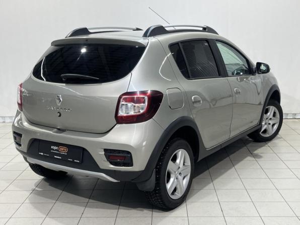 Renault Sandero II с пробегом 2016 года, цена 855 000 рублей, 189055 км, хэтчбек, Автокод Объявления