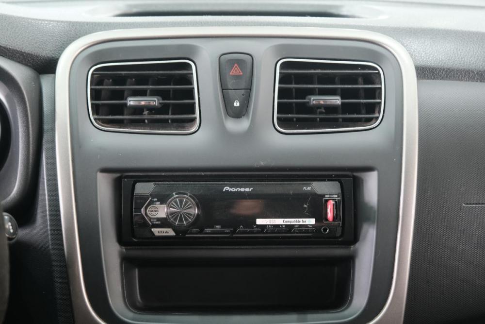 Renault Logan II Рестайлинг Омск  - изображение 15