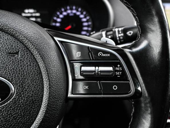 Kia Optima IV Рестайлинг с пробегом 2019 года, цена 2 129 000 рублей, 104579 км, седан, Автокод Объявления