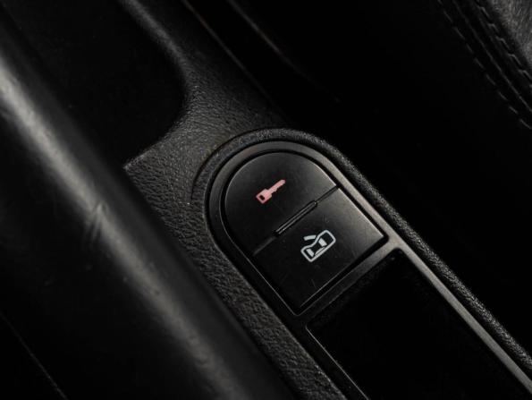 Audi TT I (8N) с пробегом 2002 года, цена 910 000 рублей, 193616 км, купе, Автокод Объявления