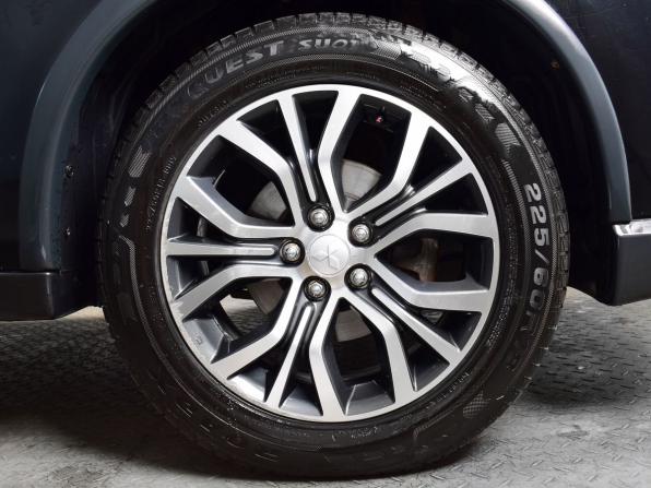 Mitsubishi Outlander III Рестайлинг 2 с пробегом 2016 года, цена 1 949 999 рублей, 156568 км, внедорожник, Автокод Объявления