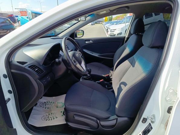 Hyundai Solaris I Рестайлинг с пробегом 2014 года, цена 799 995 рублей, 121333 км, хэтчбек, Автокод Объявления