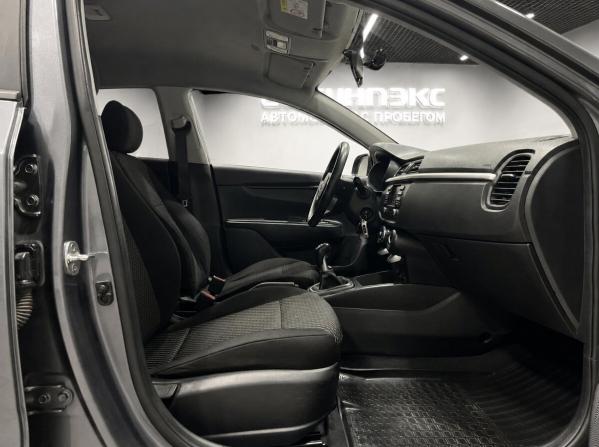 Kia Rio IV Рестайлинг с пробегом 2020 года, цена 1 250 000 рублей, 98200 км, седан, Автокод Объявления